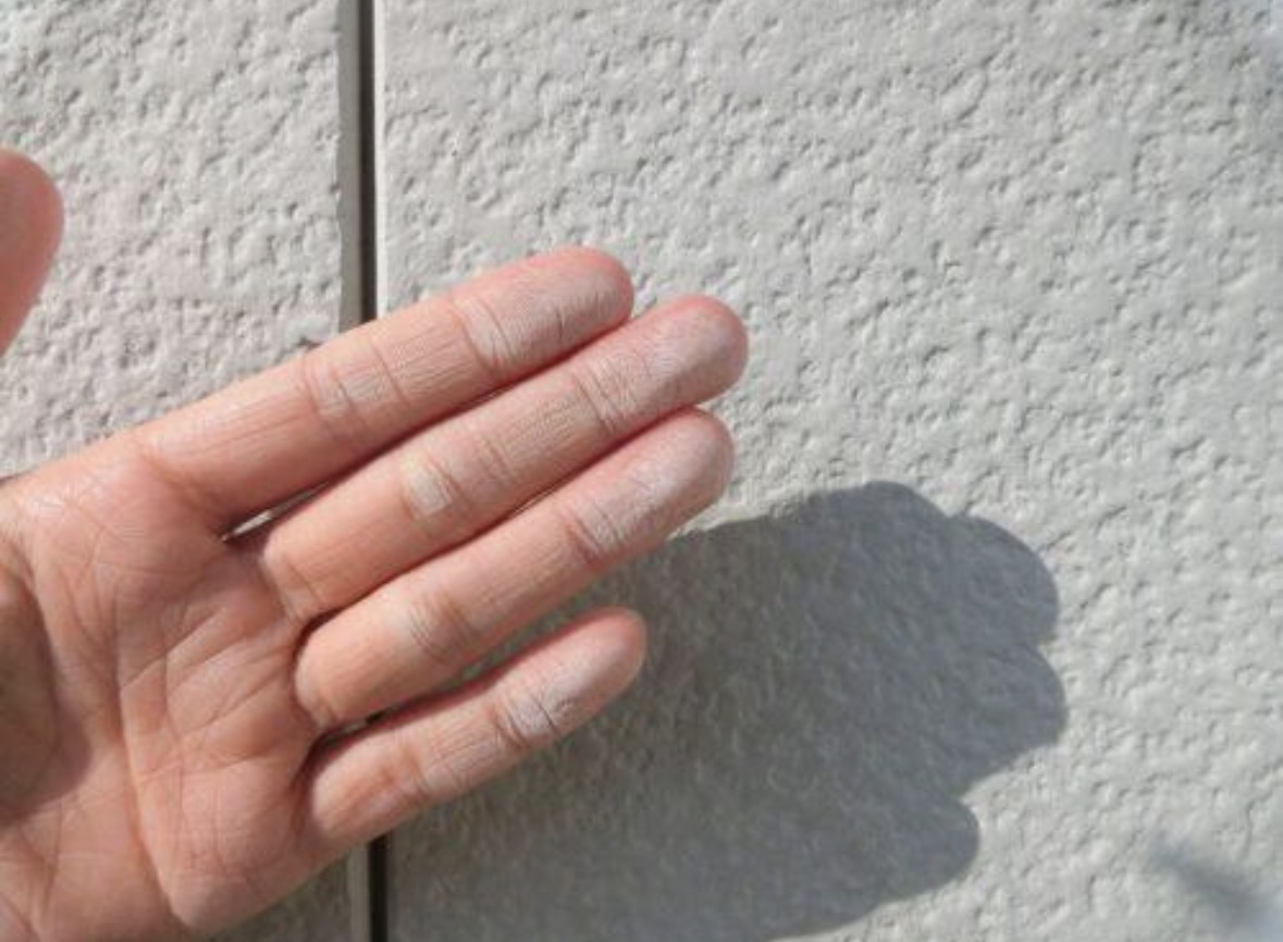  外壁塗装は春がベスト？梅雨前に知っておきたいチェックポイント
